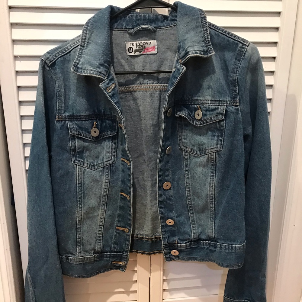 DENIM JACKET